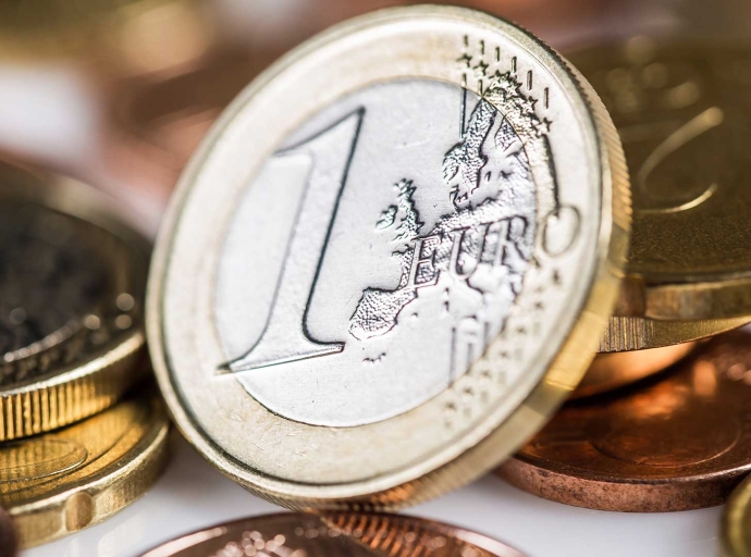 Odluka o dvojnom iskazivanju zbog uvođenja eura kao službene valute u Republici Hrvatskoj